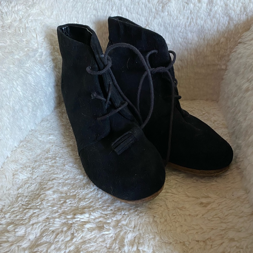 Cute booties!